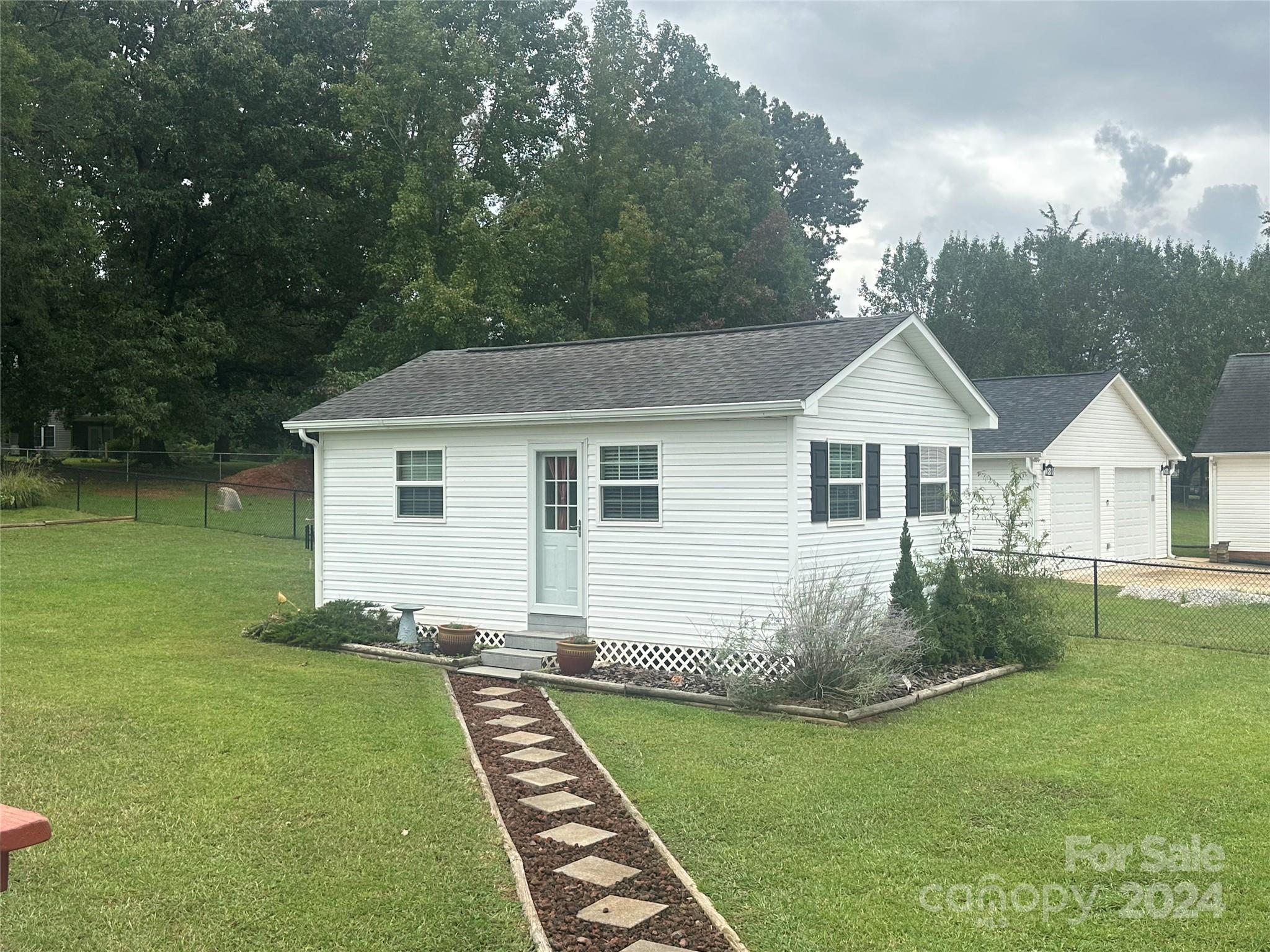 Oak Creek - Residential