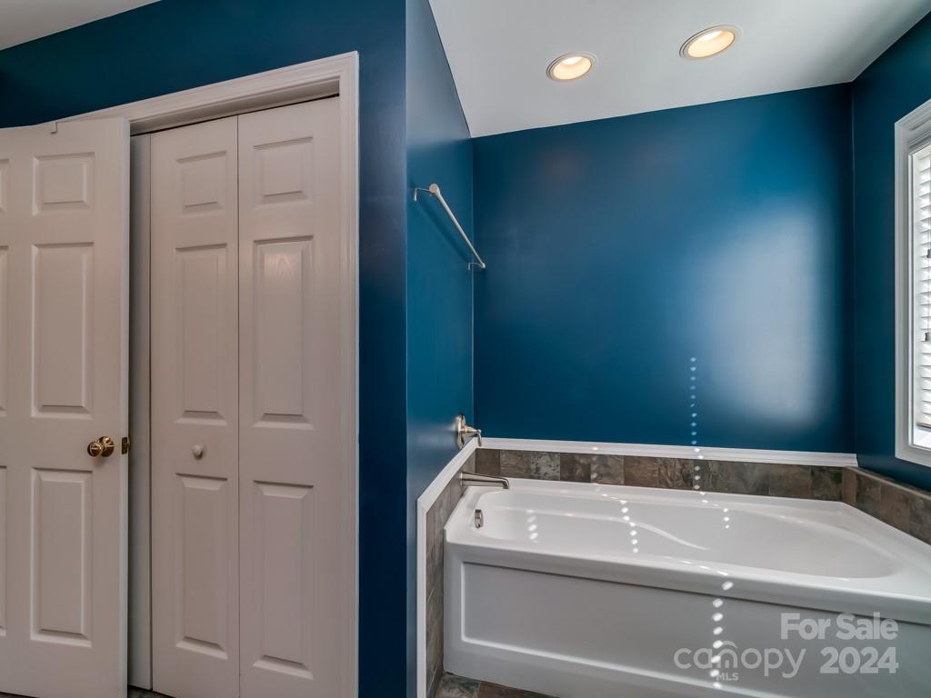 Oak Creek - Residential