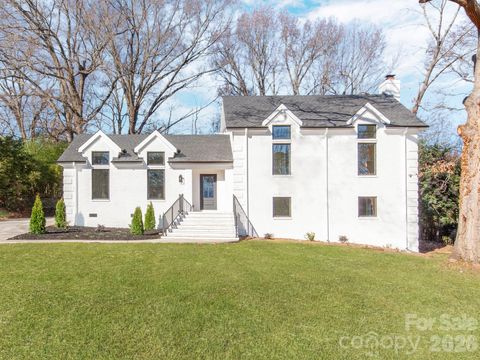 2801 Huntingtowne Farms Lane Charlotte NC 28210