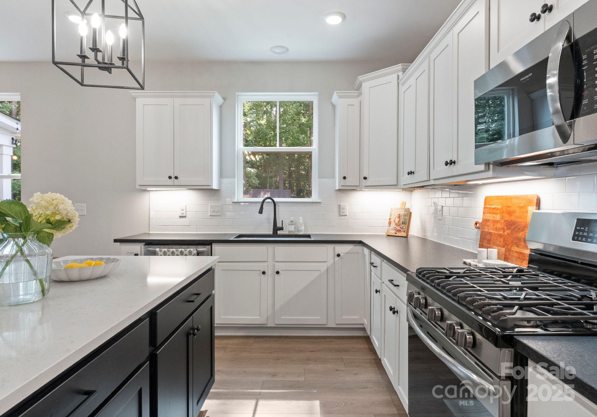 Mountain Glen - Residential