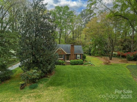 8624 Sardis Road Charlotte NC 28270