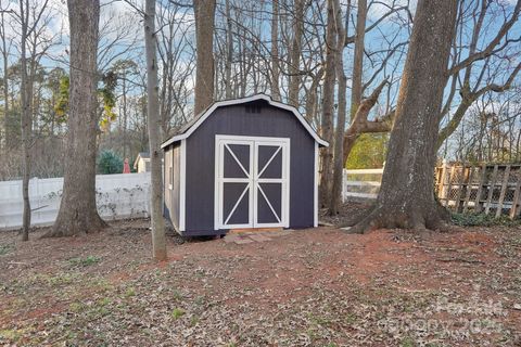 A home in Huntersville