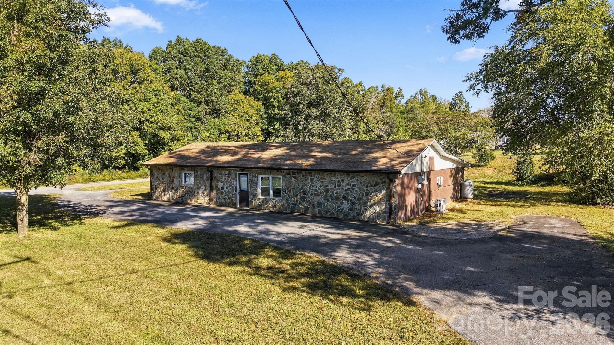1202 Airport Rhodhiss Road