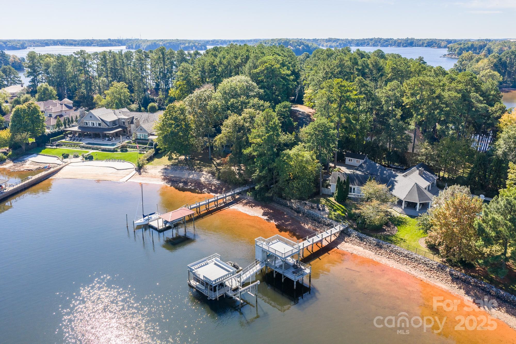 17005 Belle Isle Drive