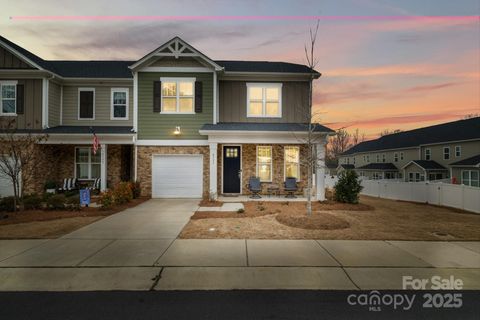 8157 Merryvale Lane Charlotte NC 28214