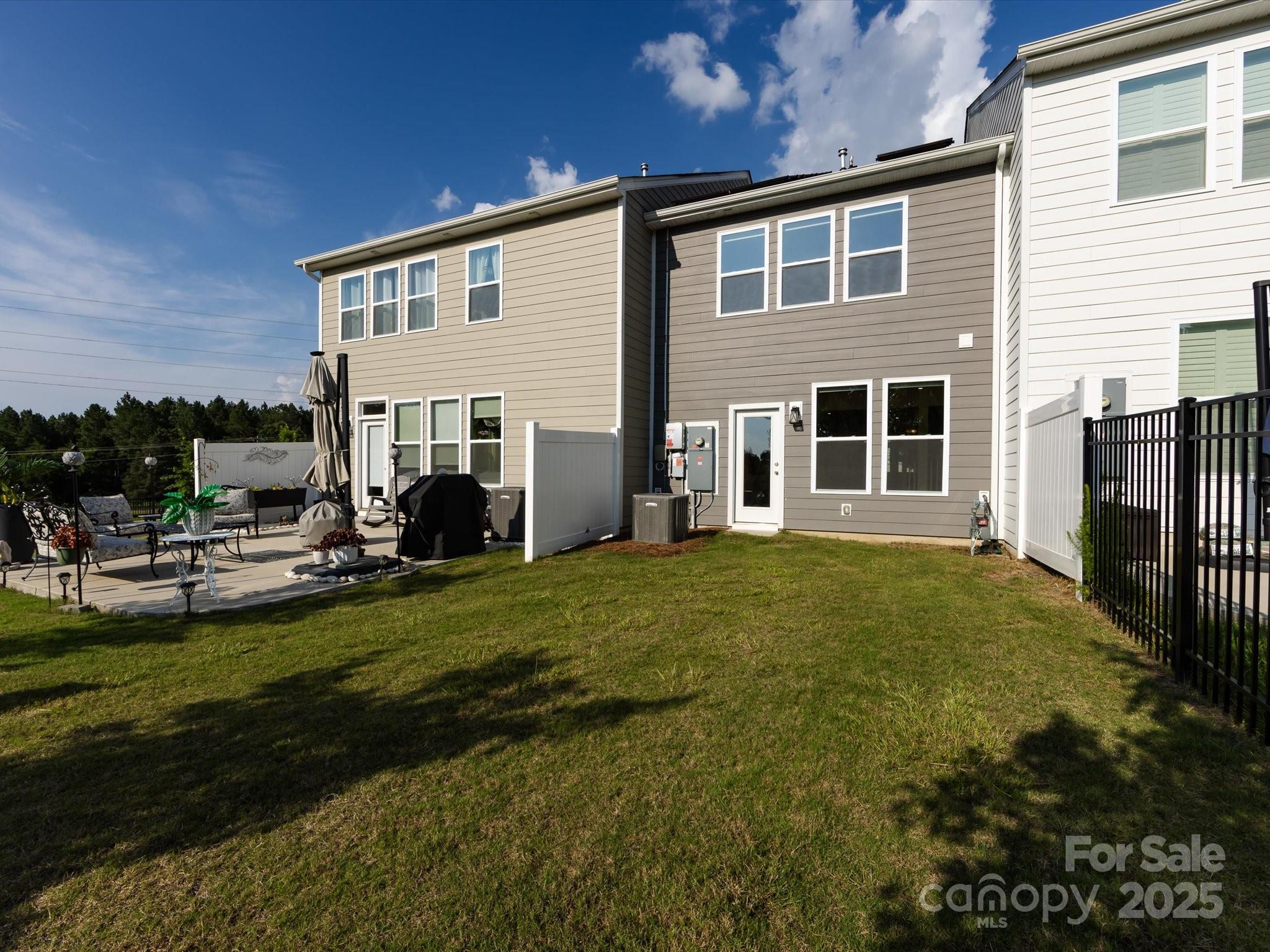 Paddlers Cove - Residential