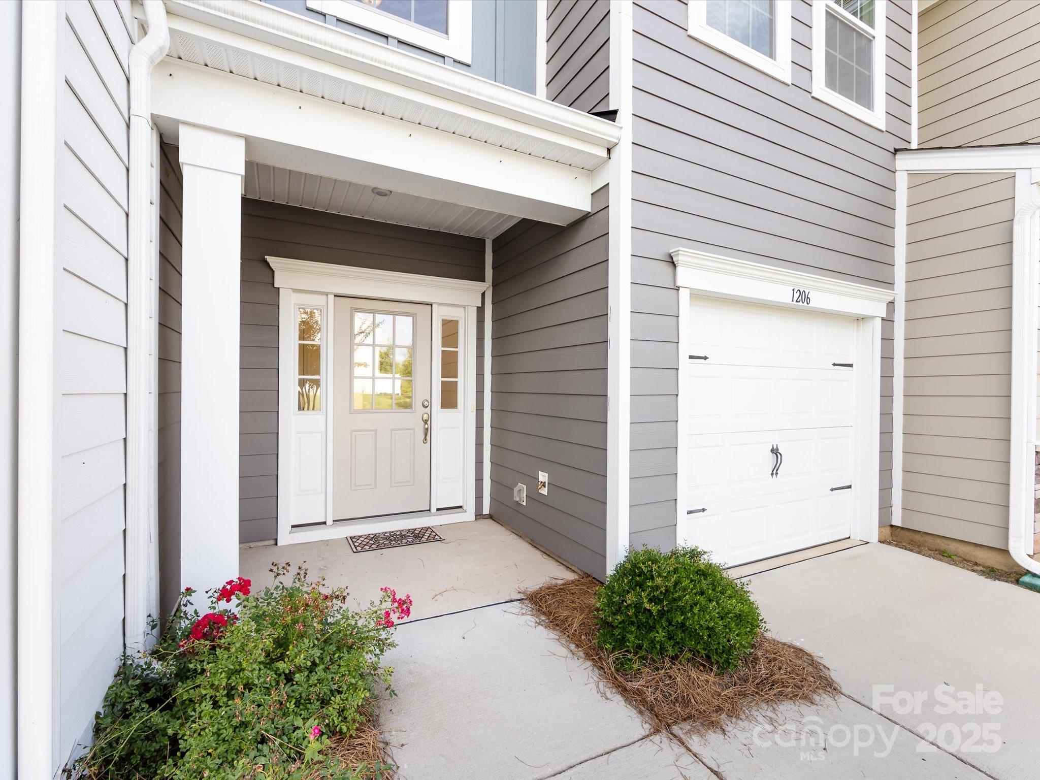 Paddlers Cove - Residential