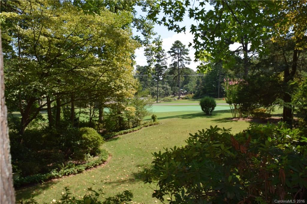 RIVER HILLS - Residential