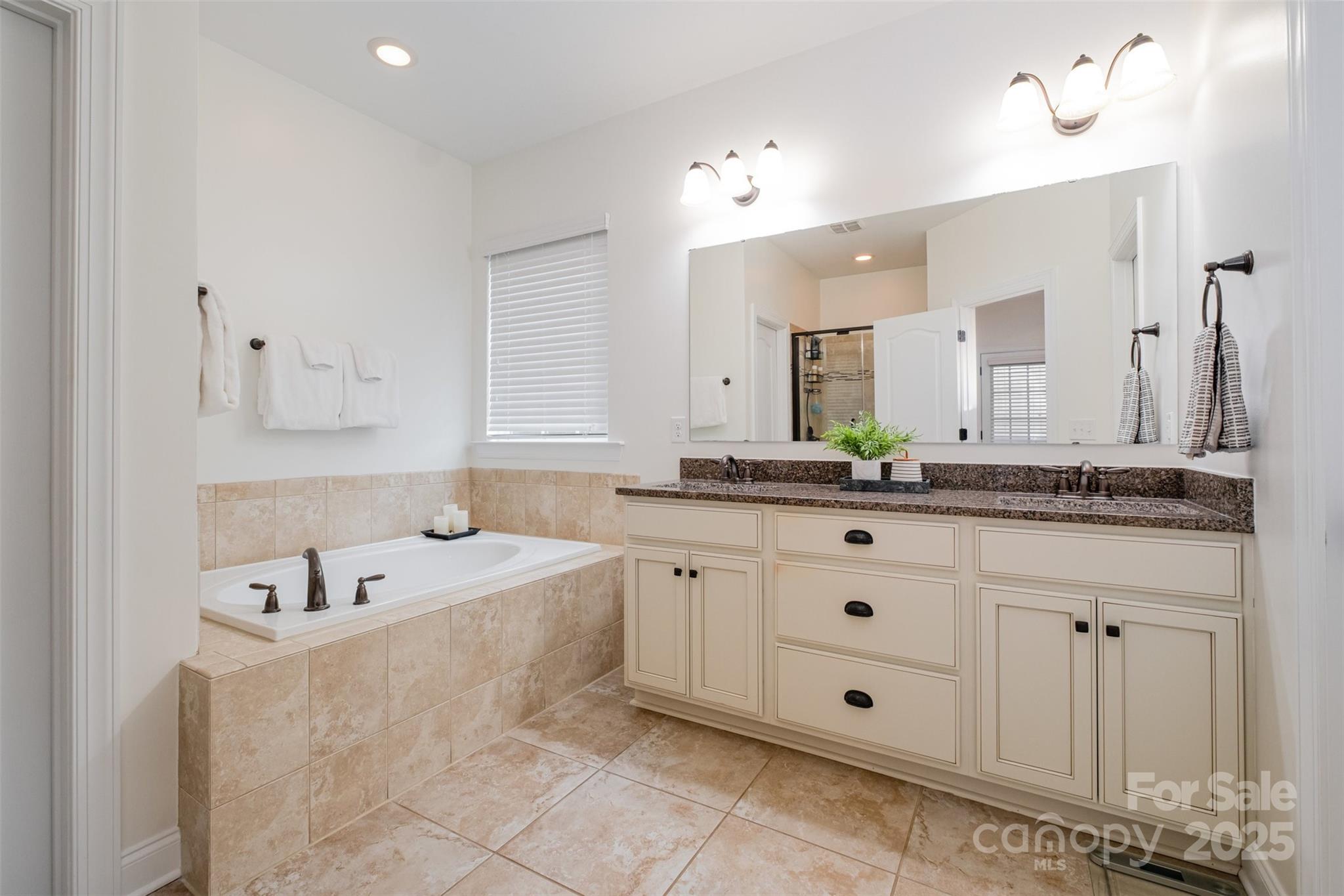 Ardrey Crest - Residential