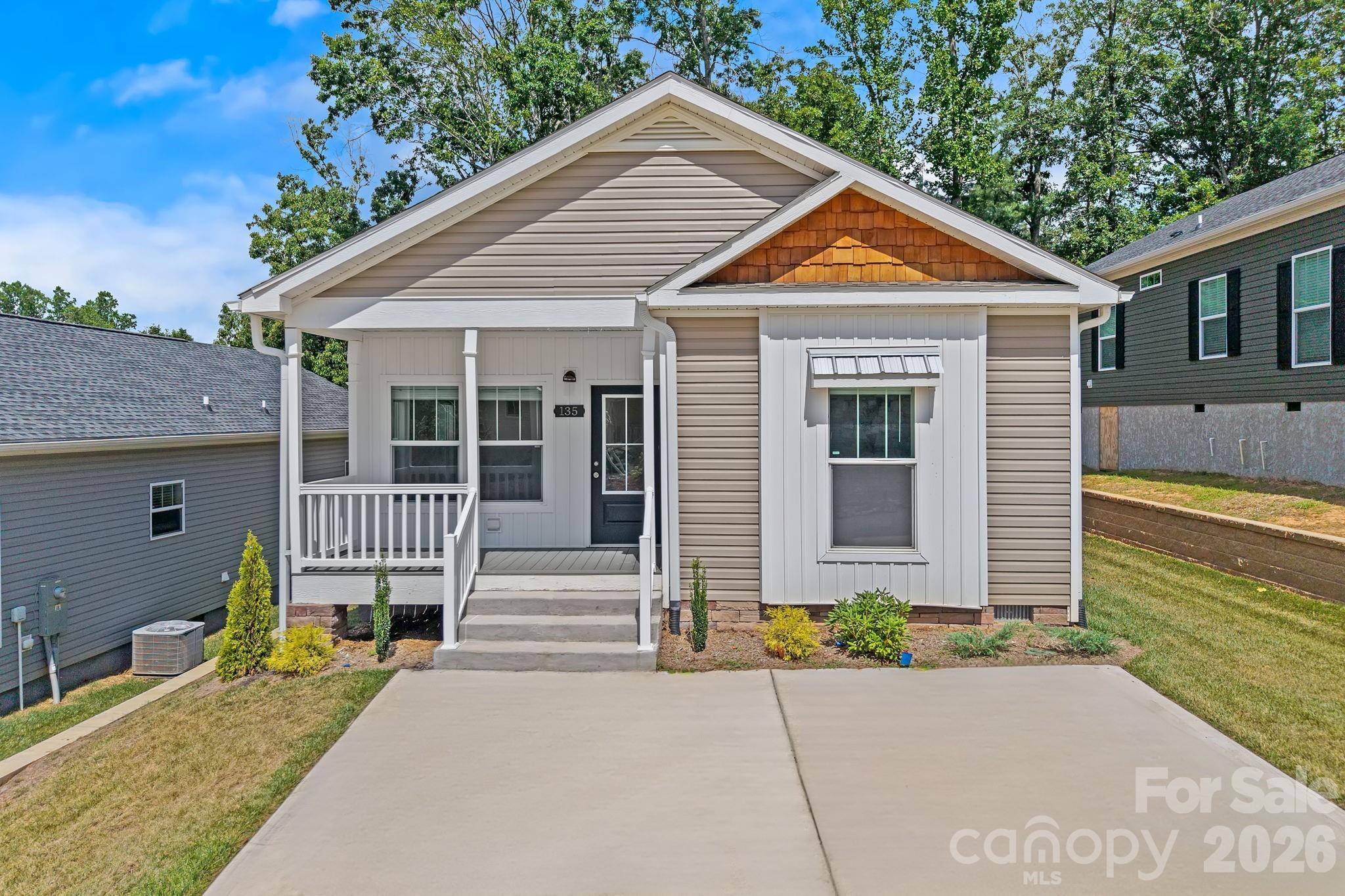 Photo 1 of 24 — 135 Bellamy Road, Asheville, NC 28806