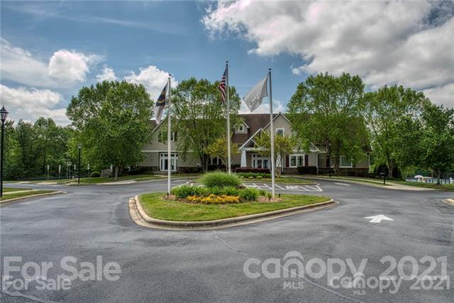 Moss Creek Village - Residential