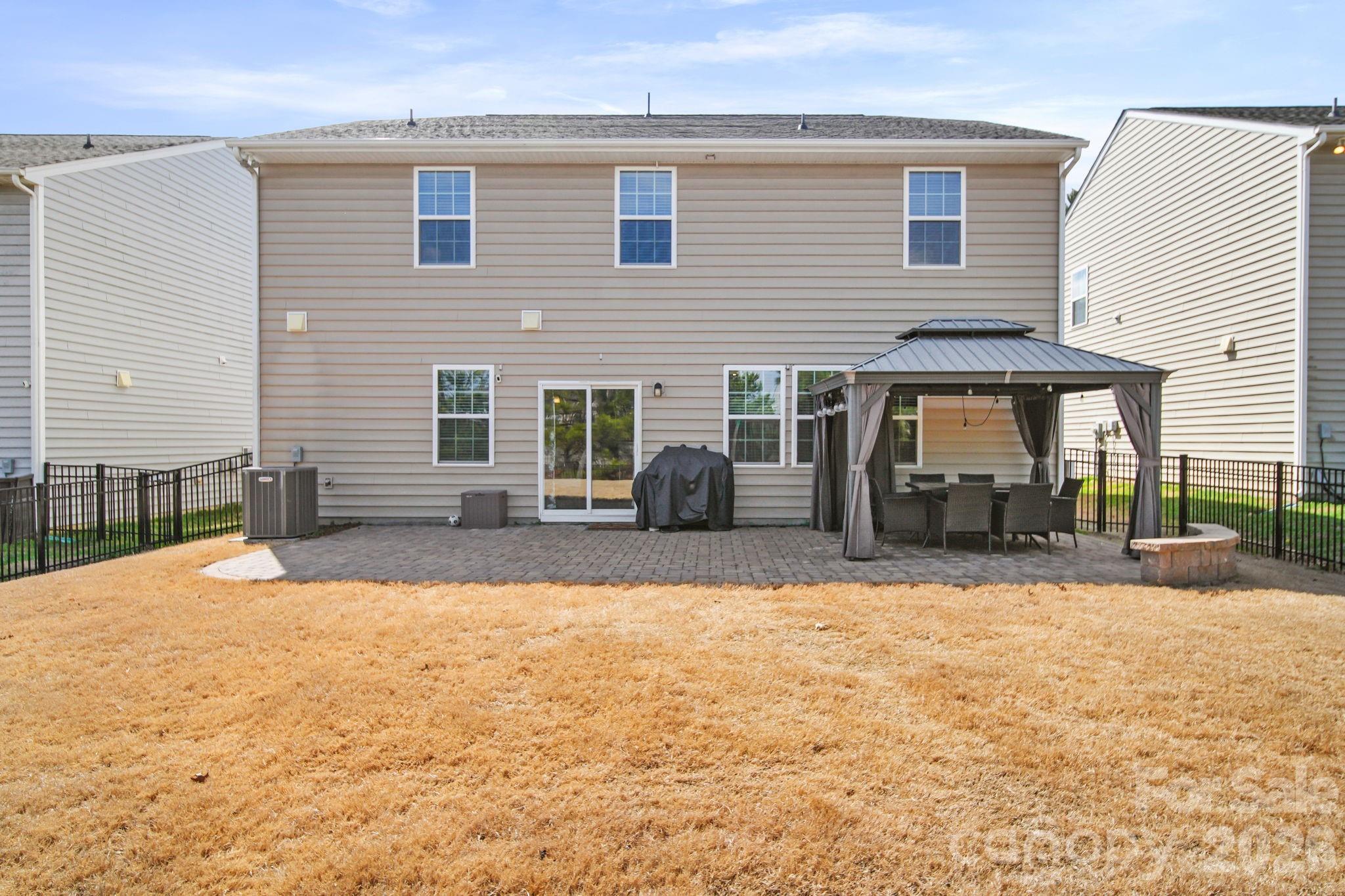 Chateau - Residential