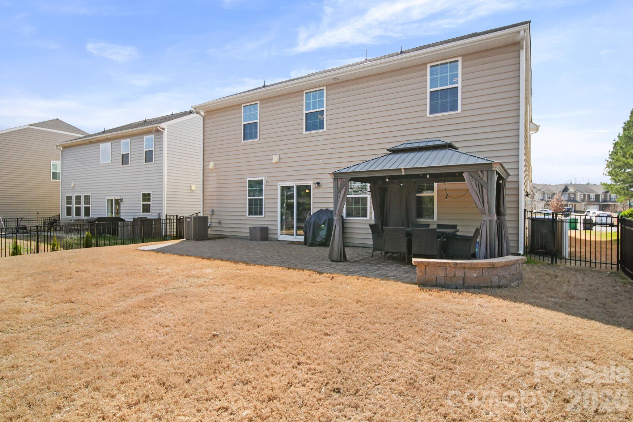 Chateau - Residential