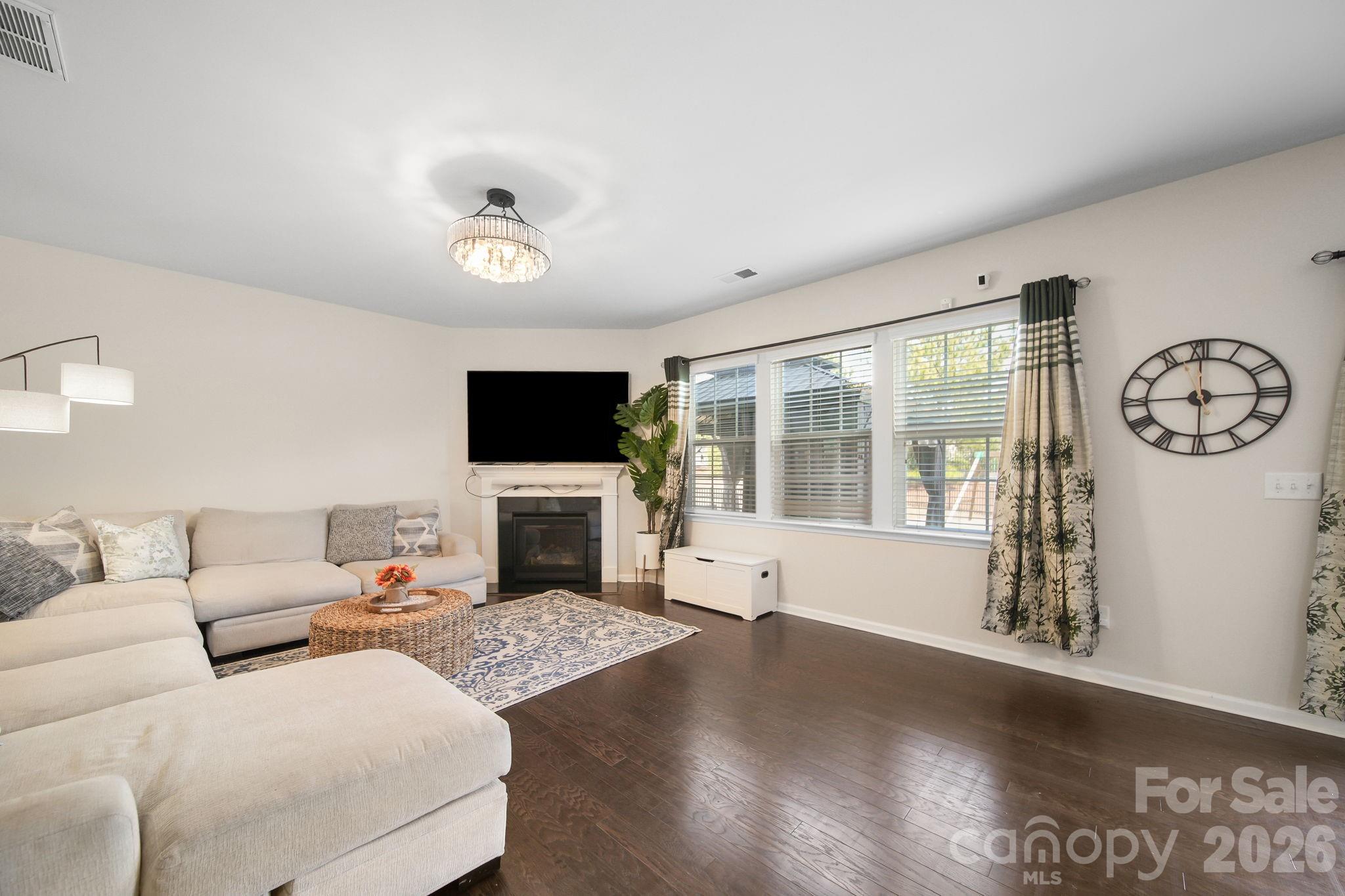 Chateau - Residential