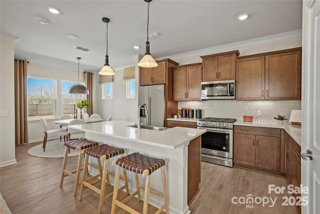 3609 Edisto Place 112