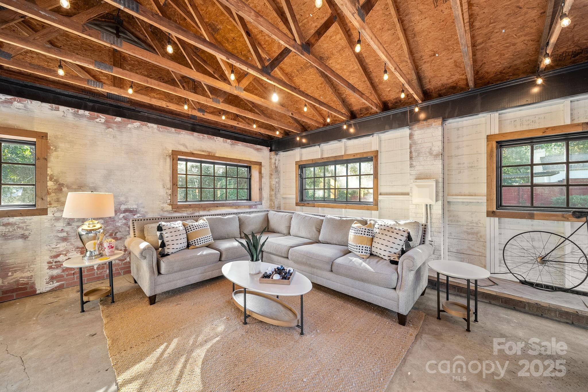 Starmount - Residential