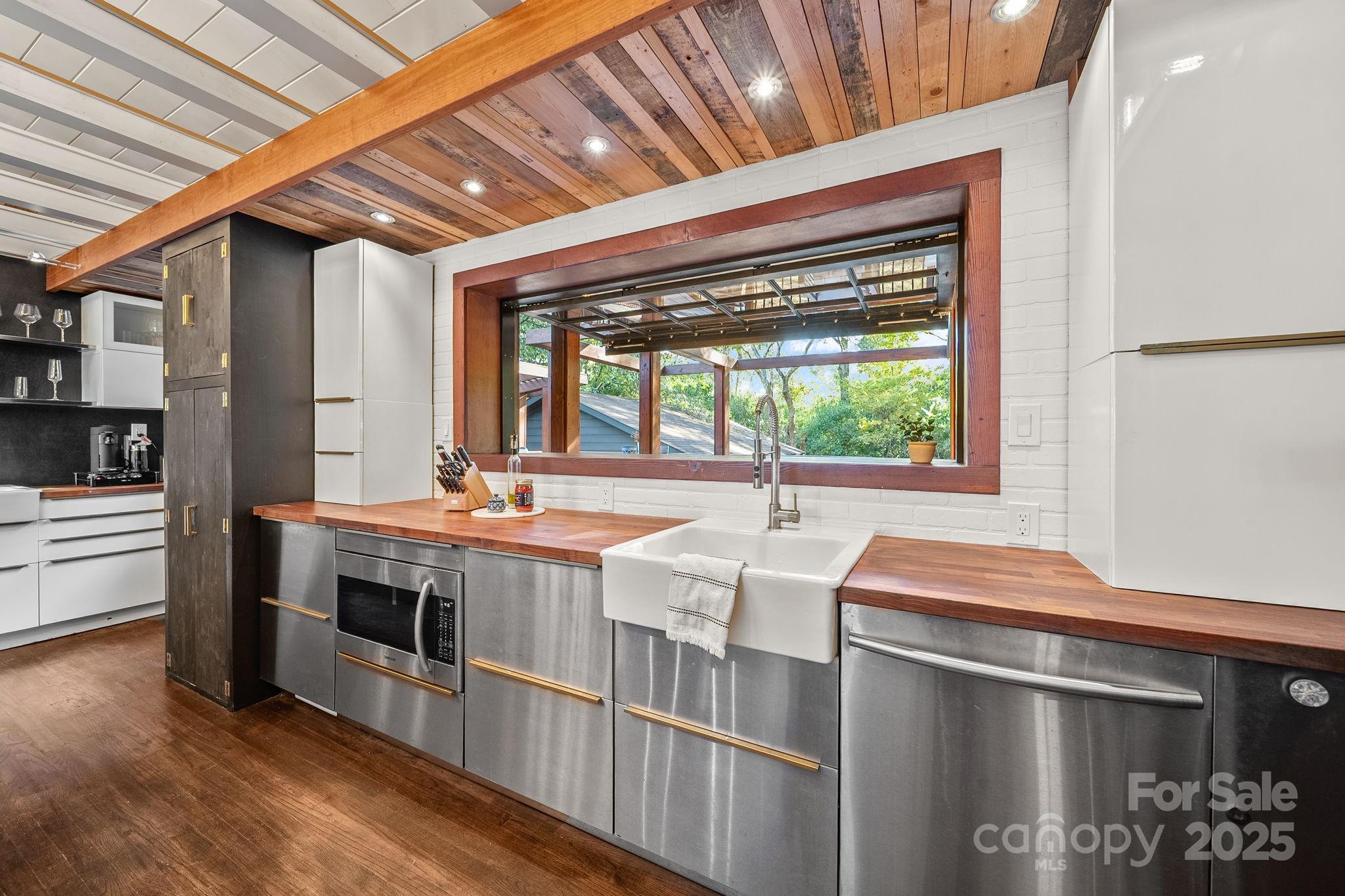 Starmount - Residential