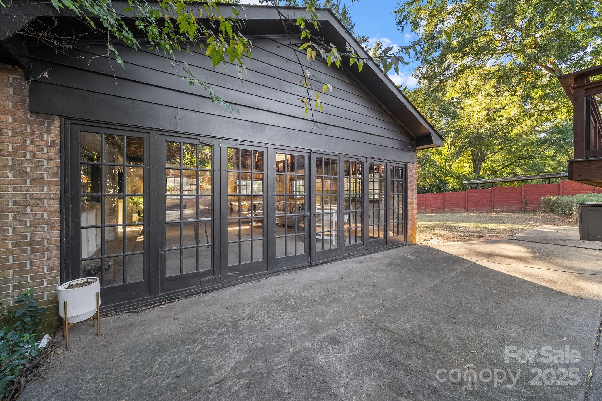 Starmount - Residential