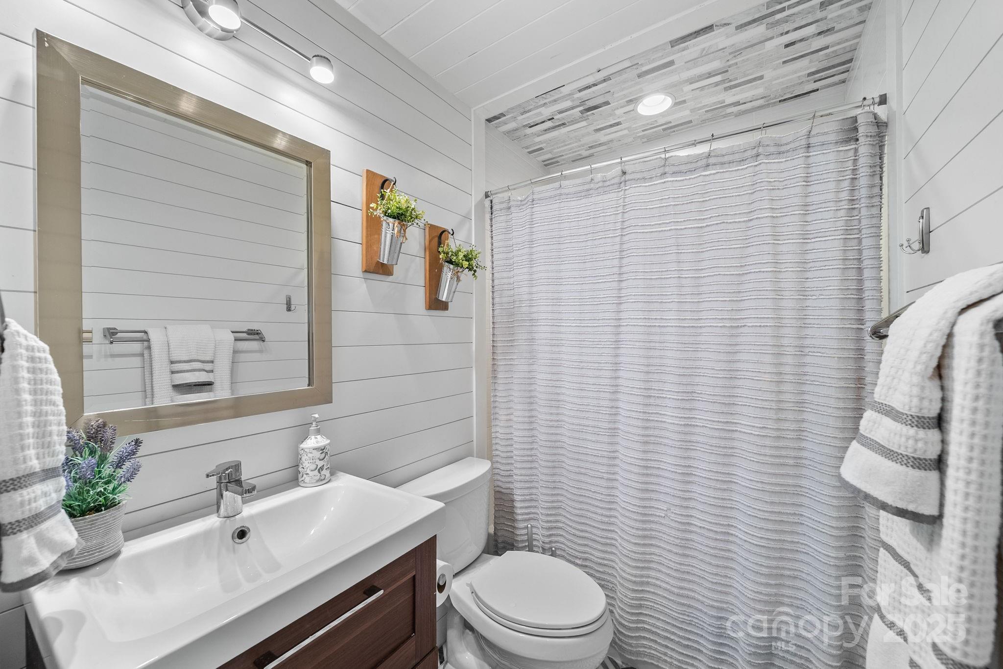 Starmount - Residential