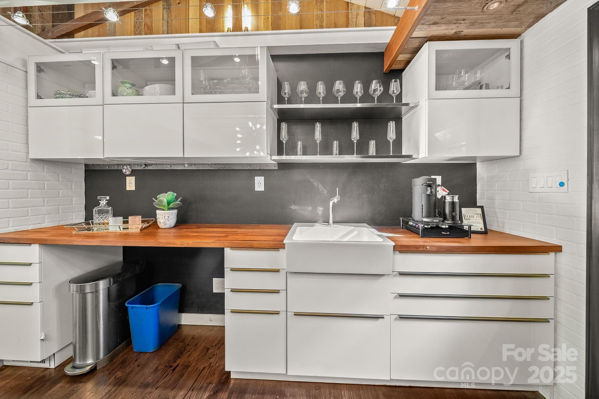 Starmount - Residential