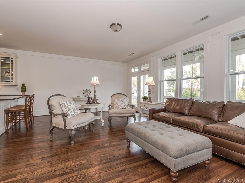 Riverwalk - Residential