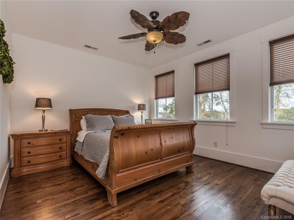 Riverwalk - Residential