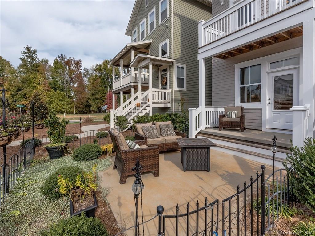 Riverwalk - Residential