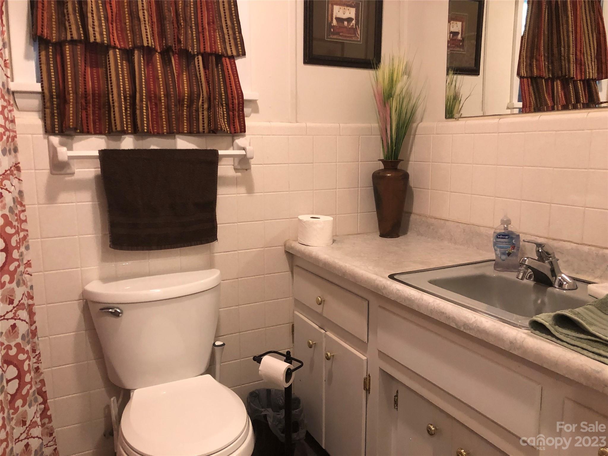 Holly Hills - Residential