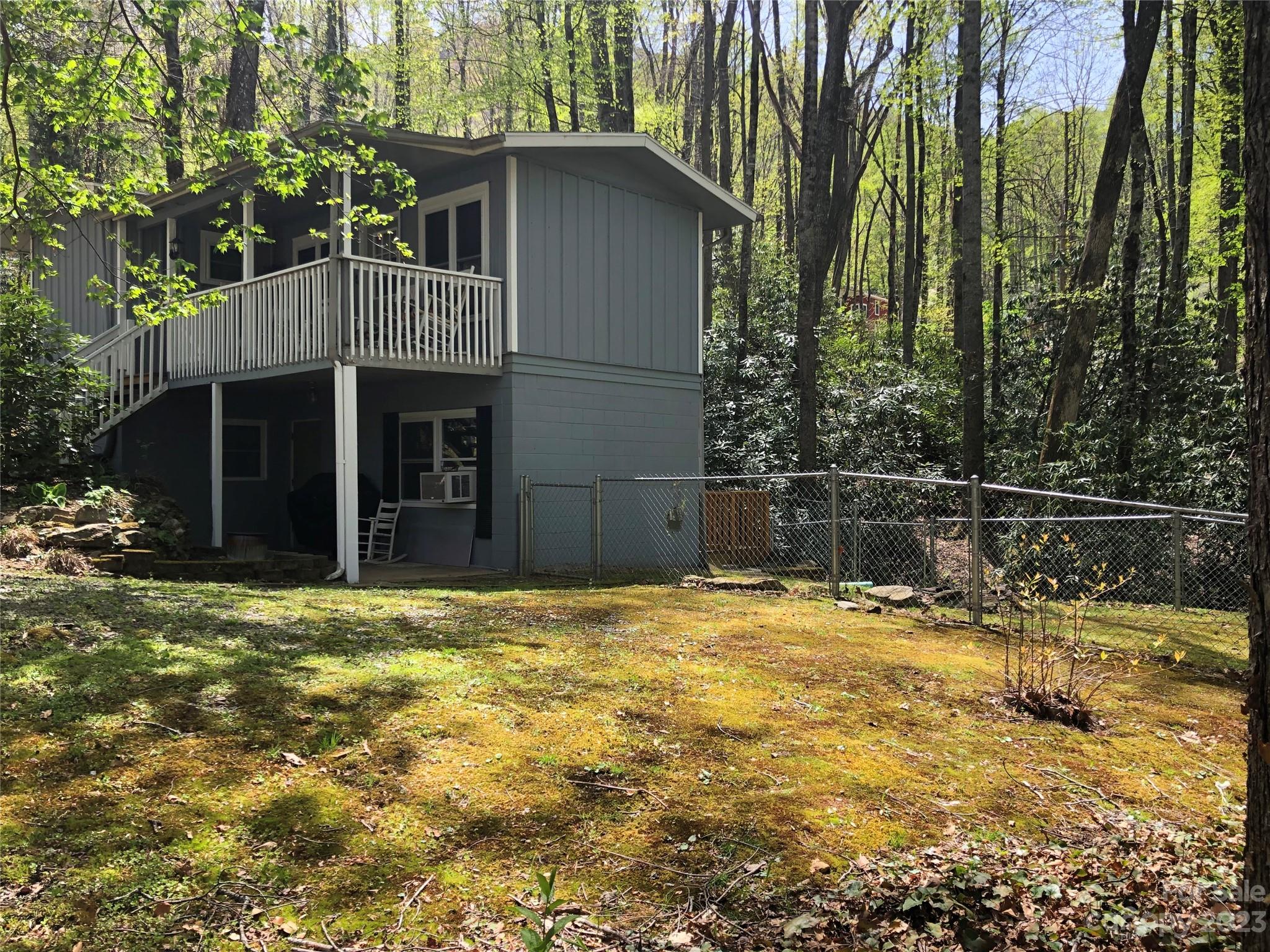 Holly Hills - Residential