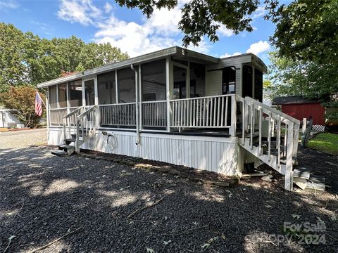 A home in New London