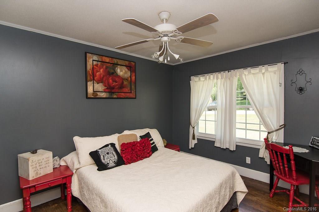 Country Club Estates - Residential