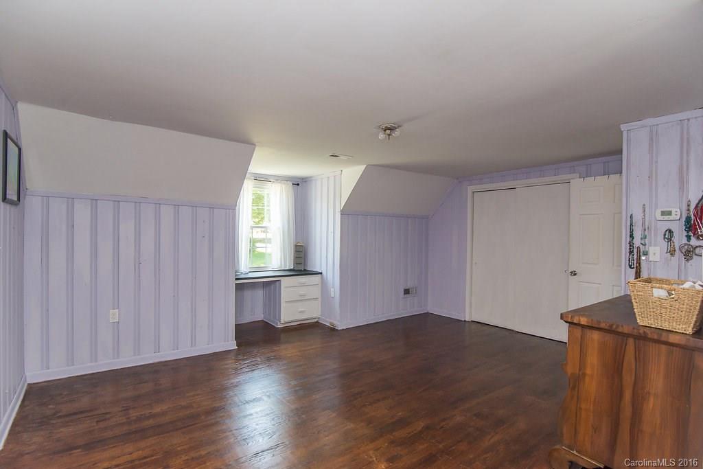 Country Club Estates - Residential