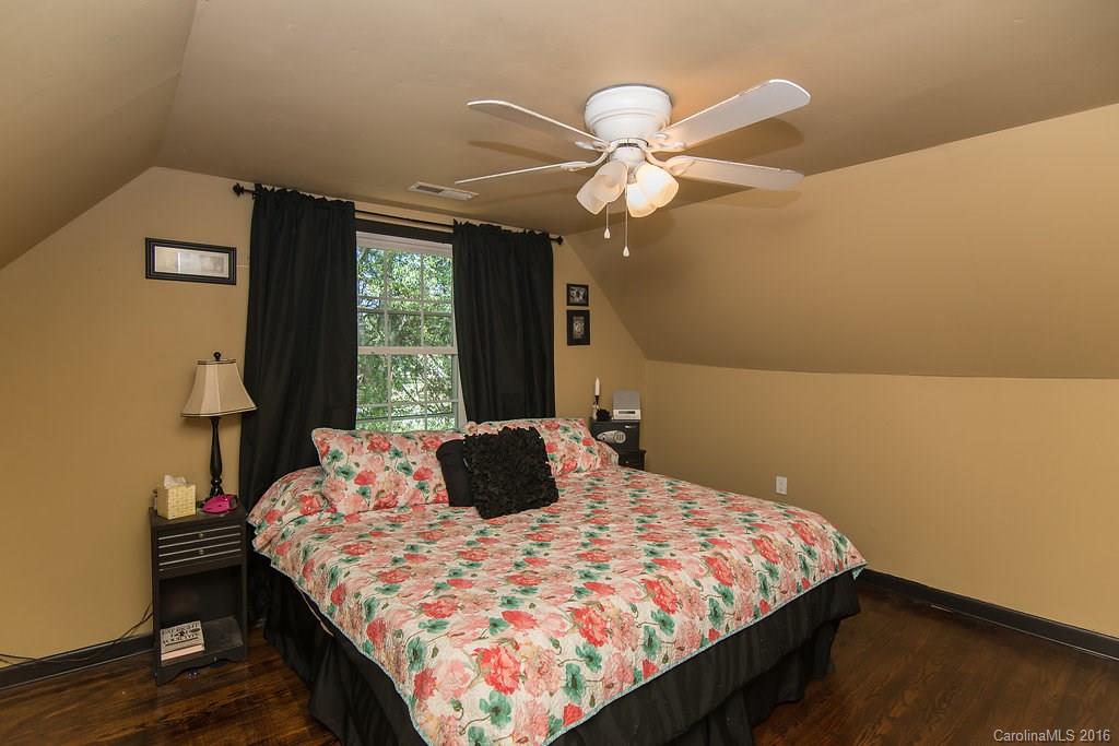 Country Club Estates - Residential