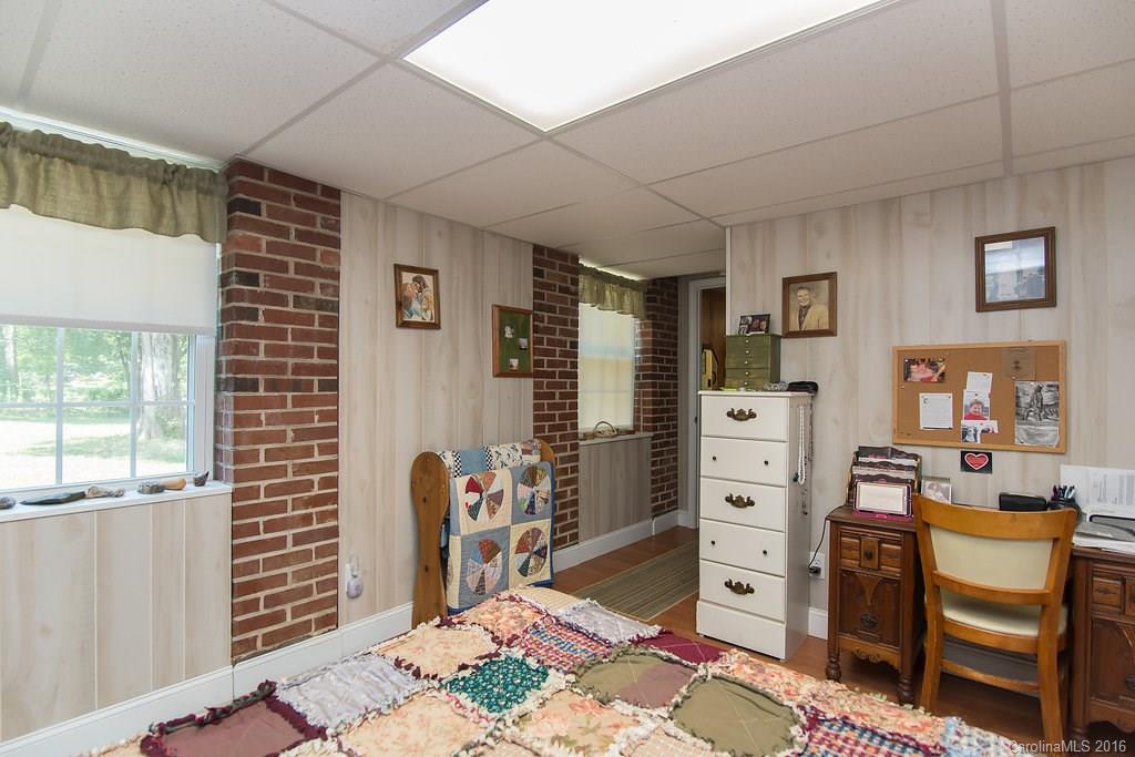 Country Club Estates - Residential