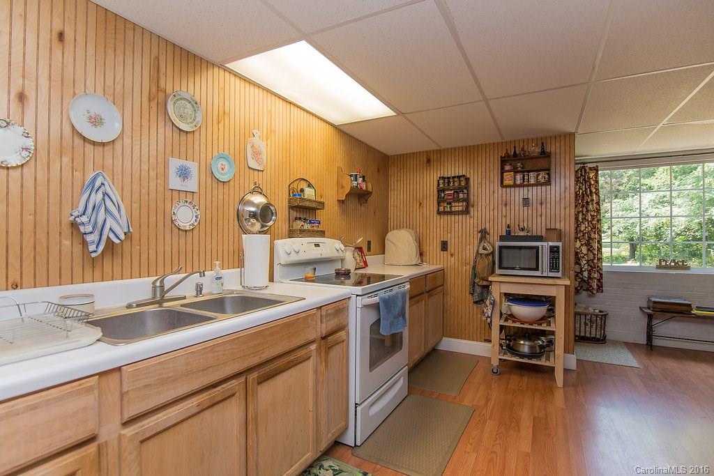 Country Club Estates - Residential