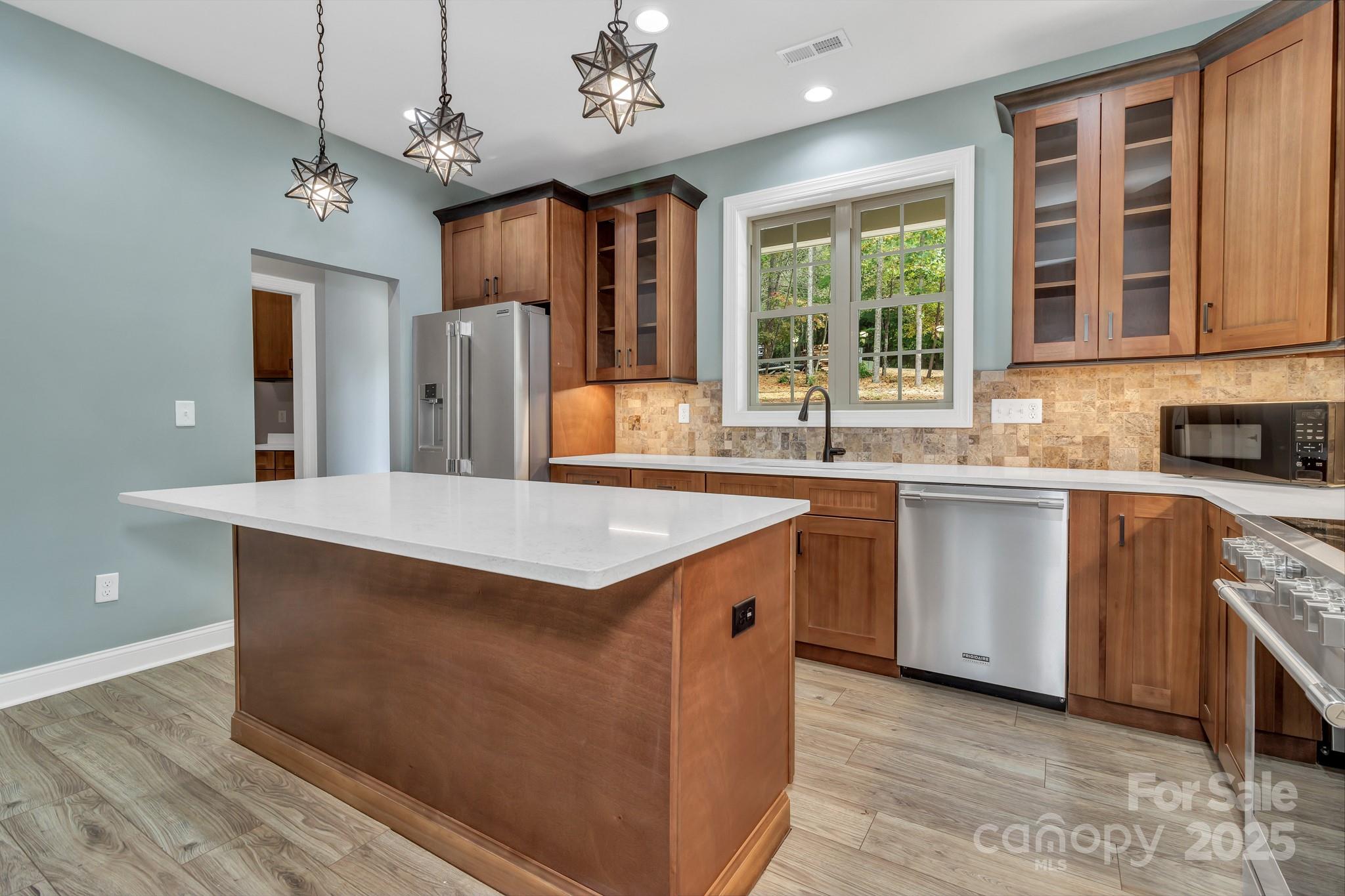 Settlers Cove - Residential