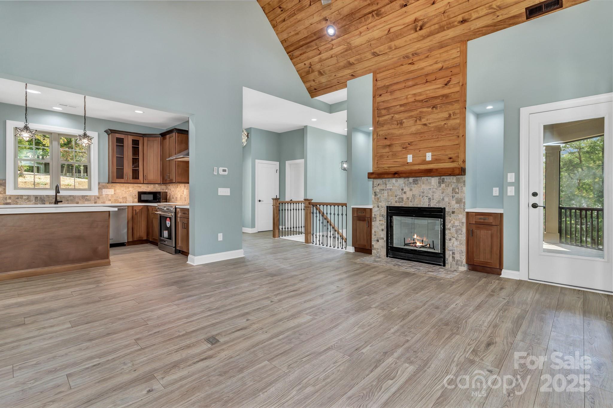 926 Settlers Trail