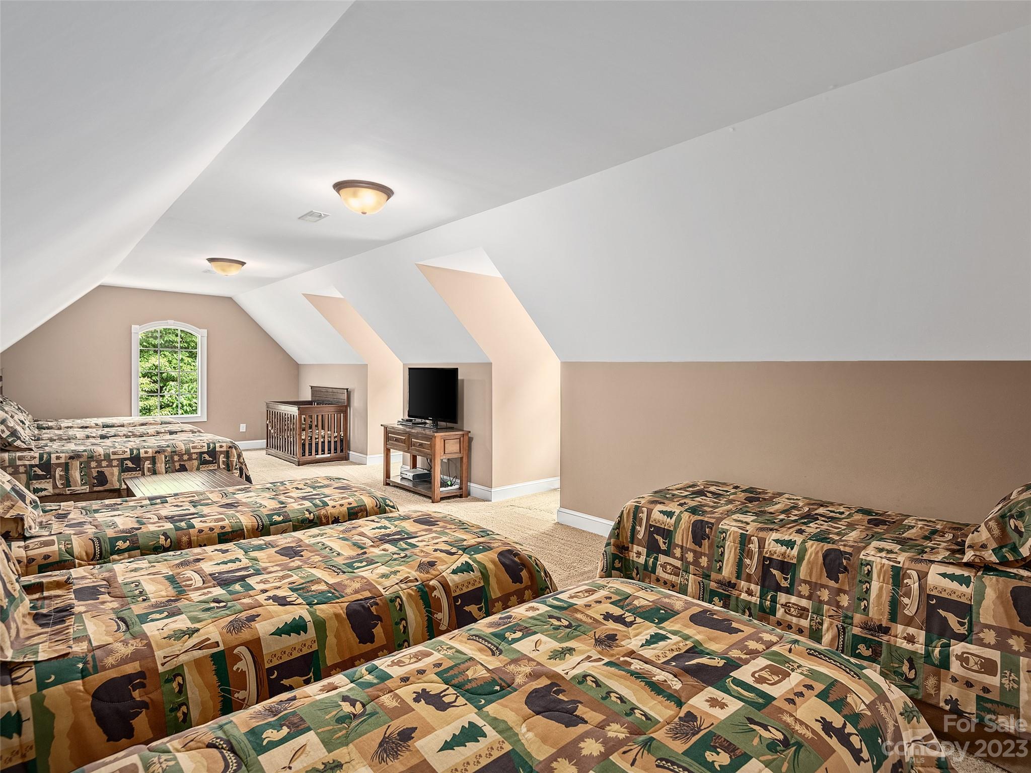 Lake Adger - Residential