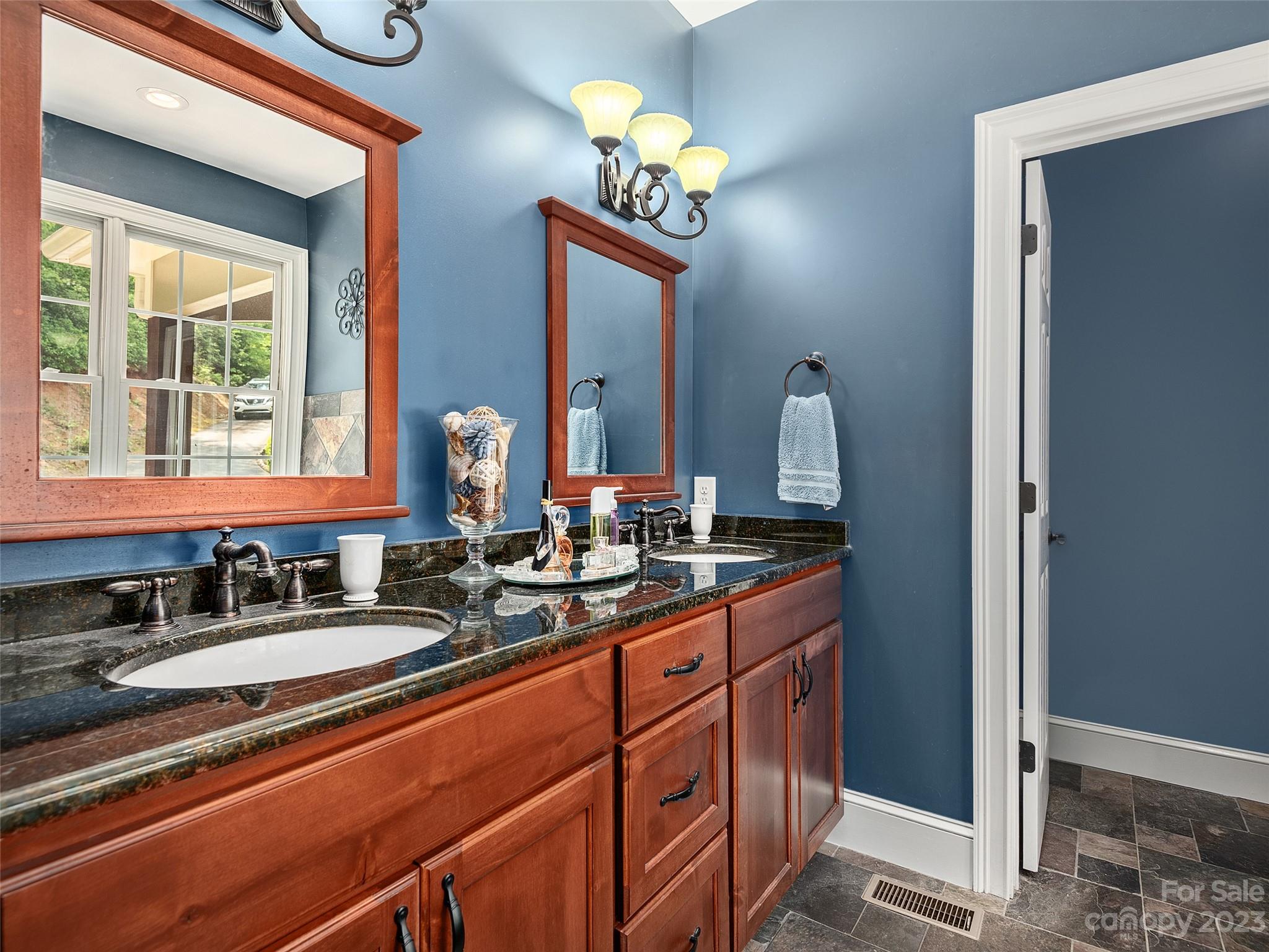 Lake Adger - Residential