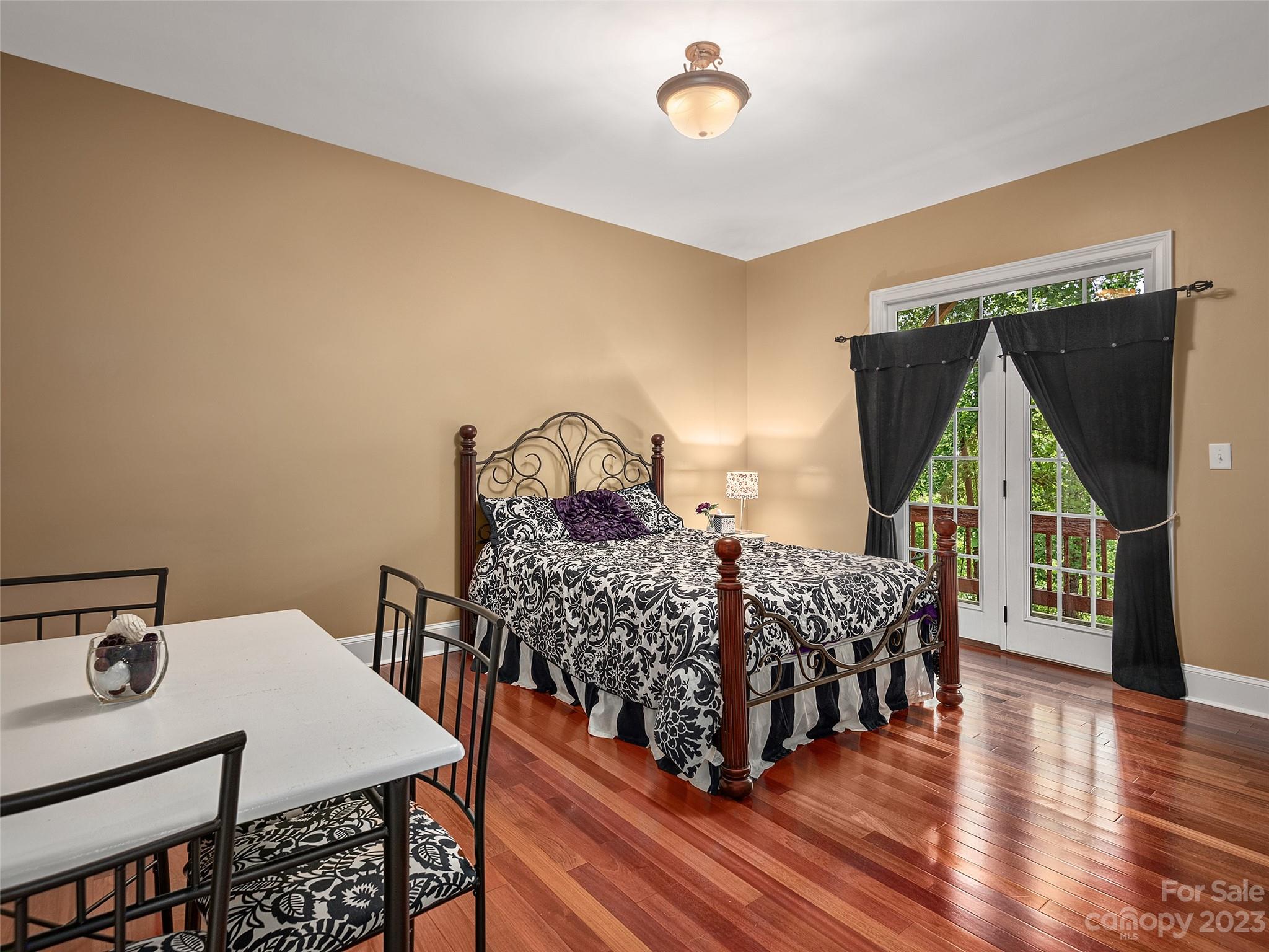 Lake Adger - Residential