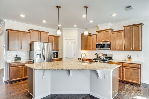 10014 Berkeley Castle Drive Charlotte NC 28273