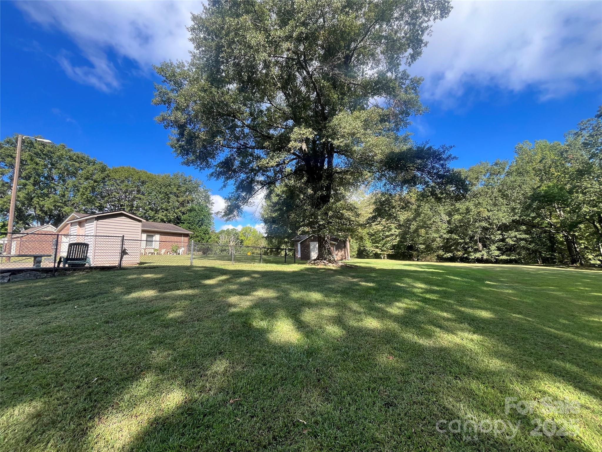 1970 N NC Hwy 16 Business Highway