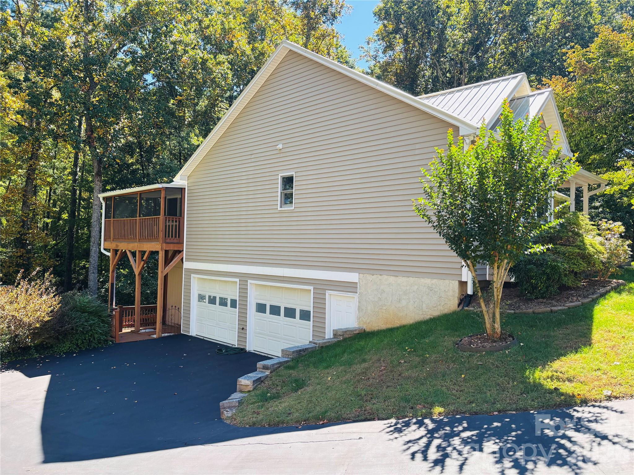 2 Maybury Place