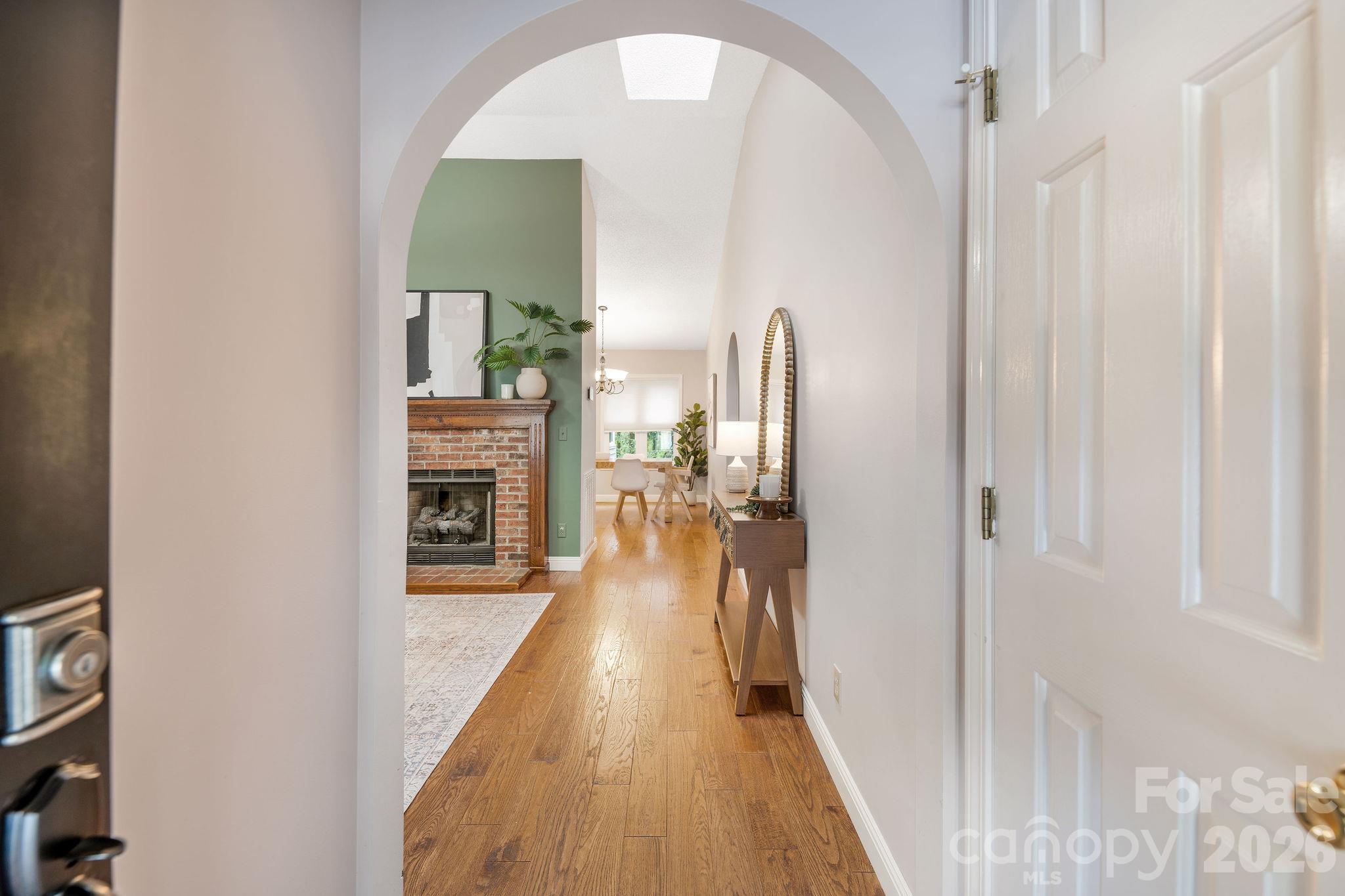 2 Maybury Place