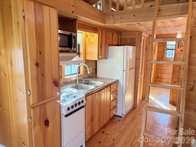 Dogwood Lakes - Residential