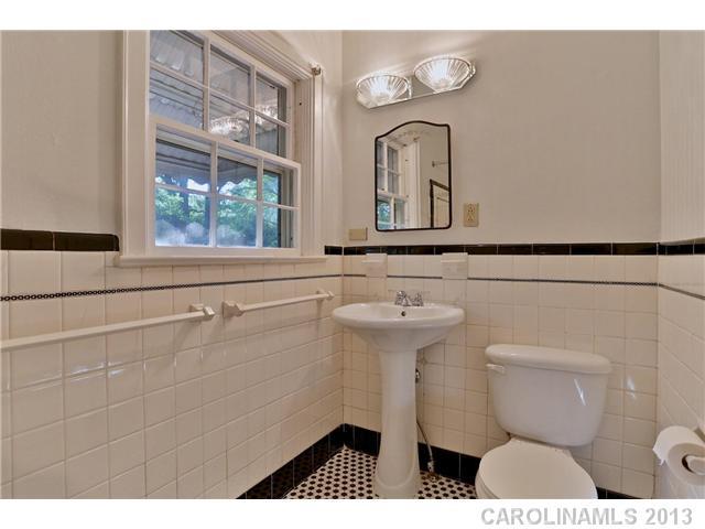 Myers Park - Residential Income