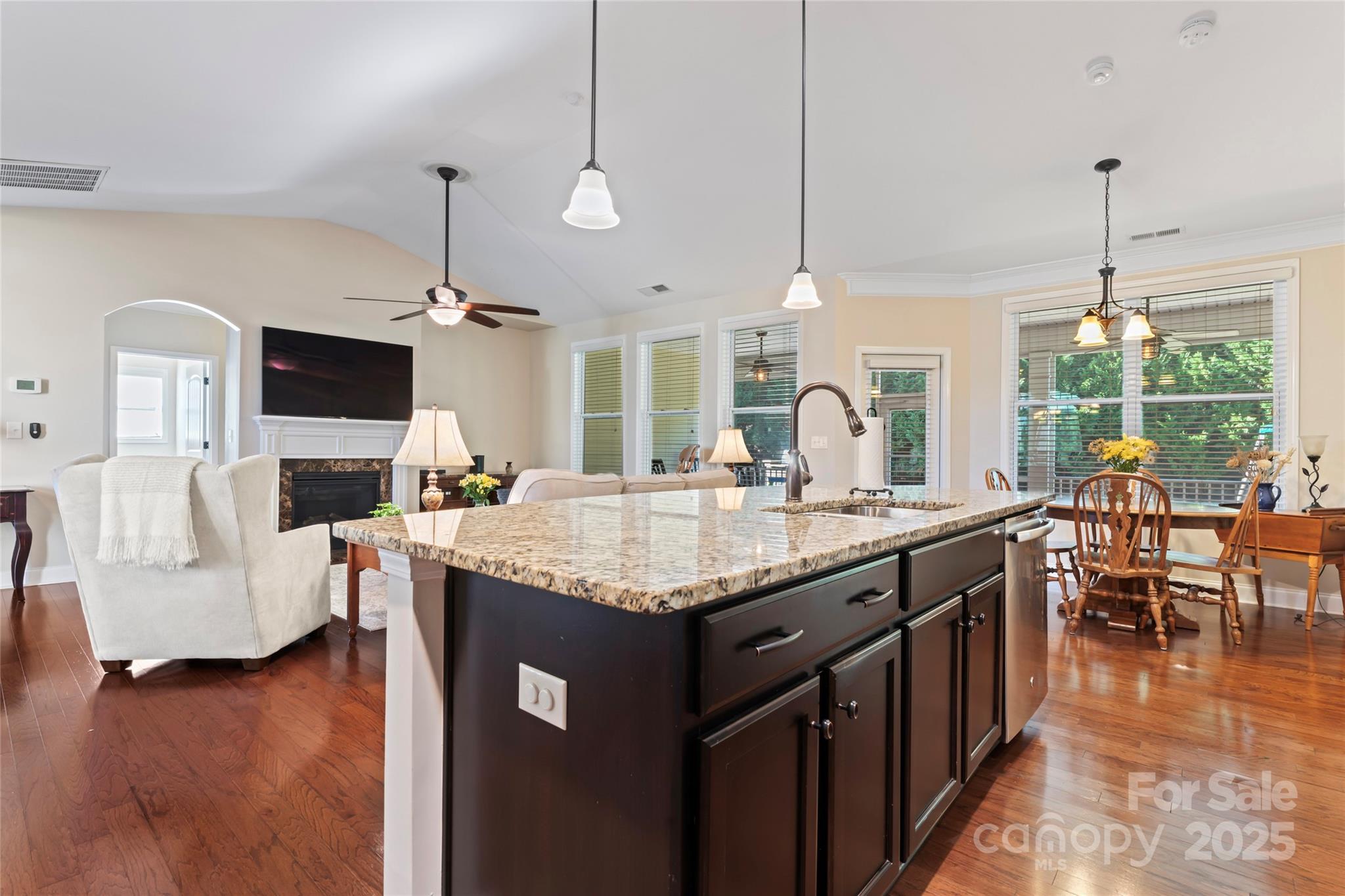 The Vineyards on Lake Wylie - Residential