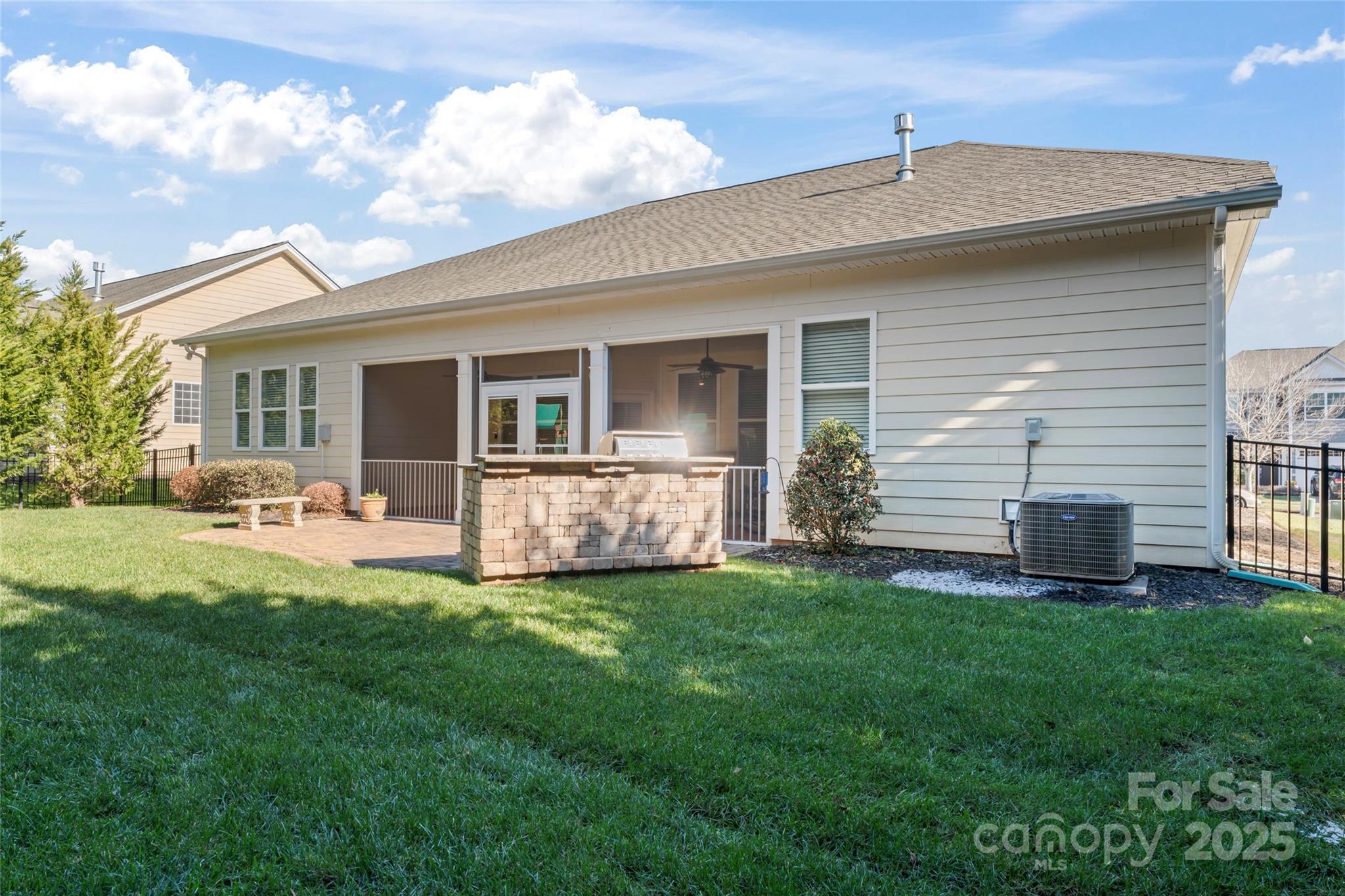 The Vineyards on Lake Wylie - Residential