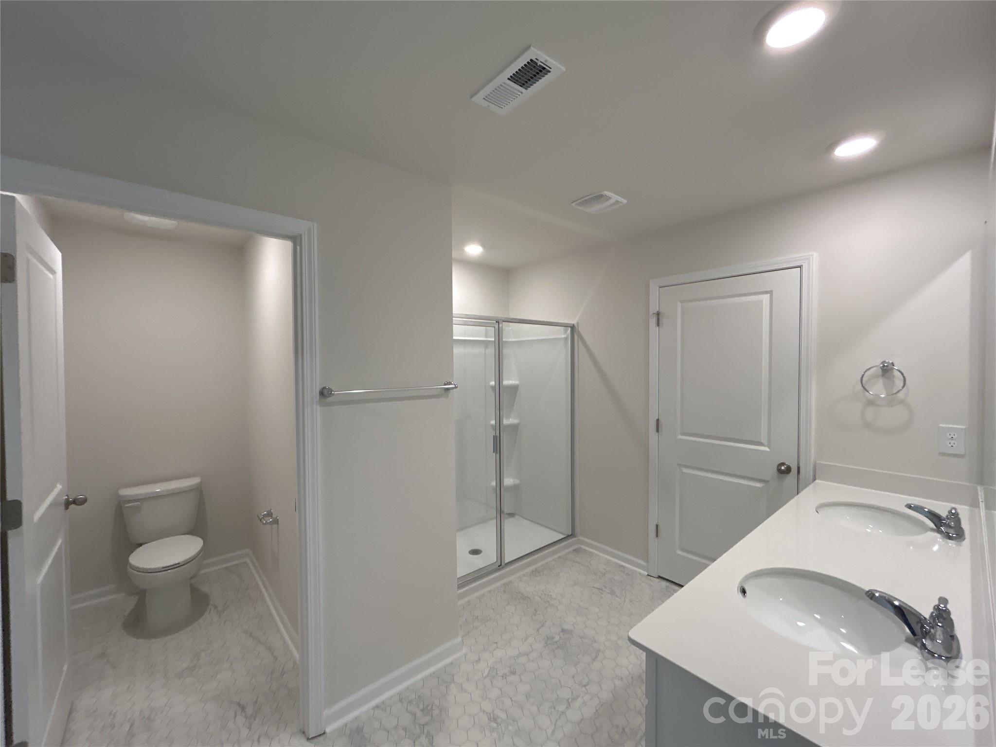 Secrest Commons - Residential Lease