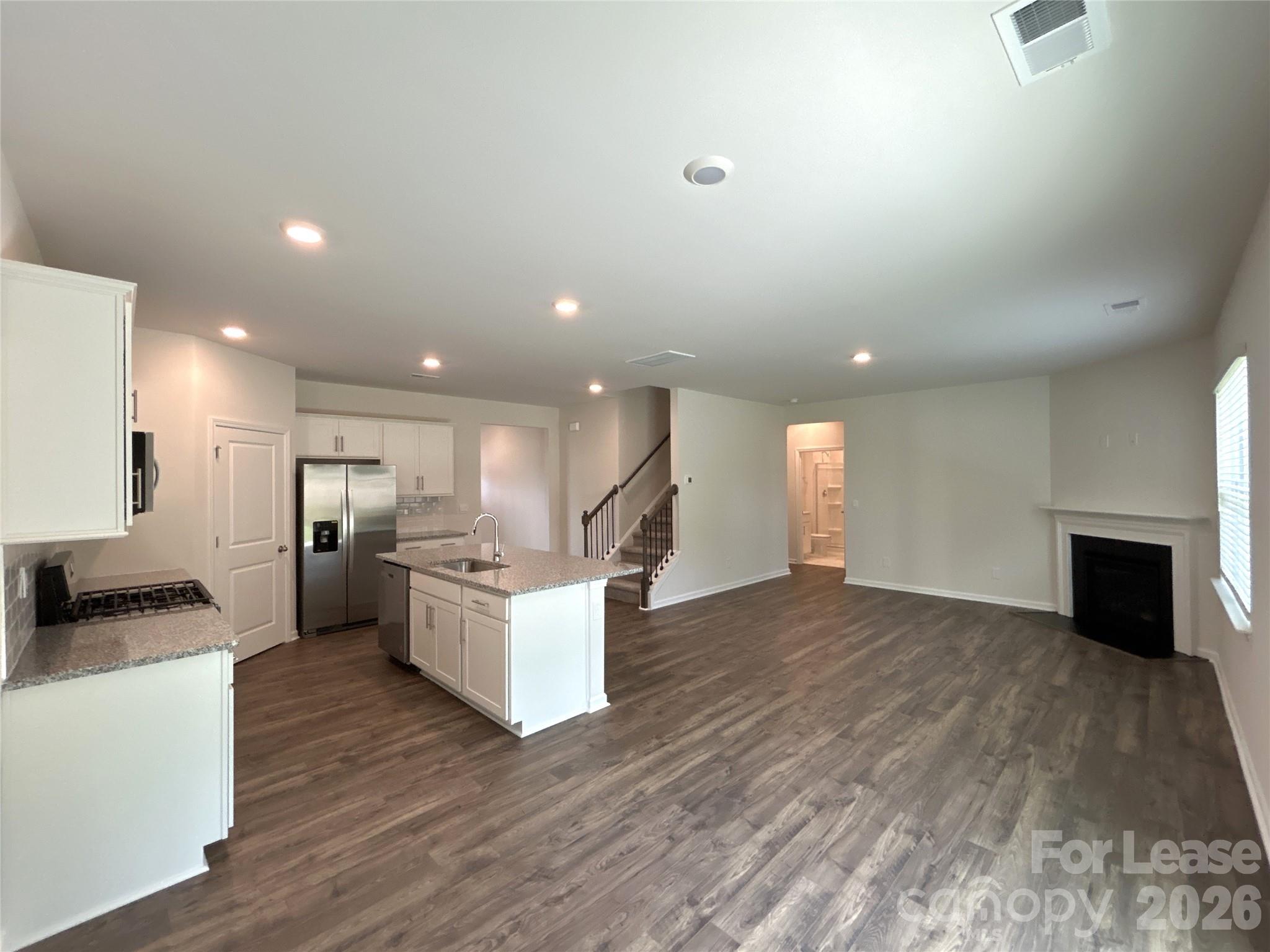 Secrest Commons - Residential Lease